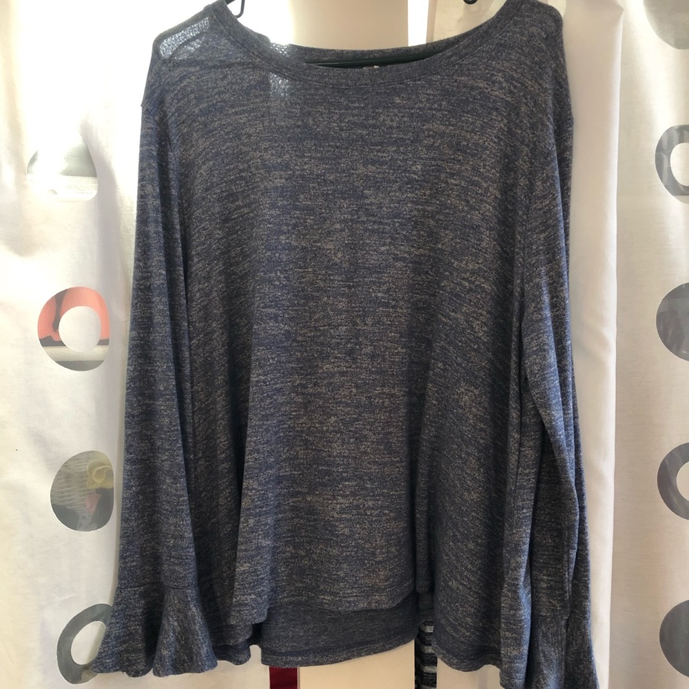 GAP soft spun long sleeve top